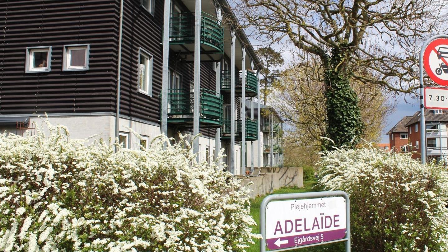 Adelaïde mod syd med skilte.